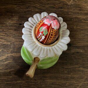 Happy Easter!  Display your favorite egg in this lovely flower shaped egg cup.